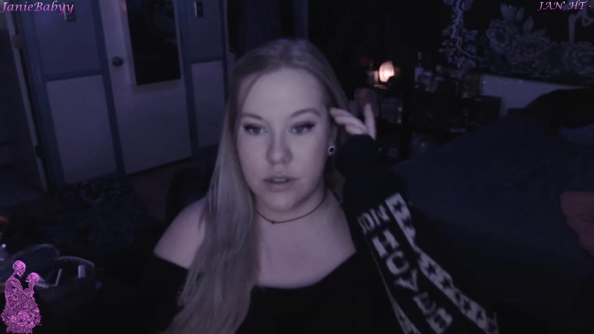 Gallery image thumbnail from JanieBabyy's myfreecams stream on, 01/15/2023, 07:39 image 12 of 20