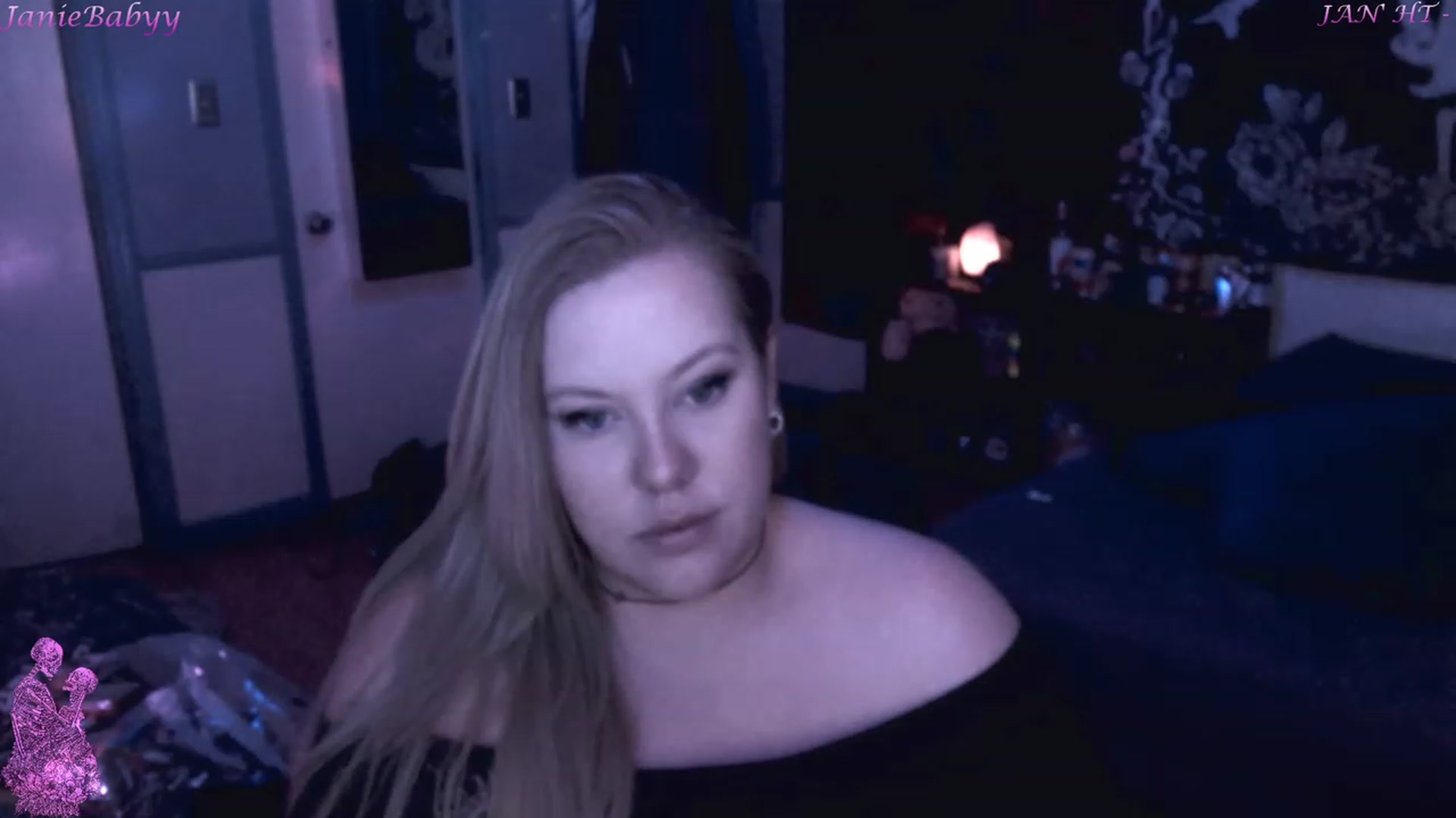 Gallery image thumbnail from JanieBabyy's myfreecams stream on, 01/16/2023, 07:10 image 9 of 20