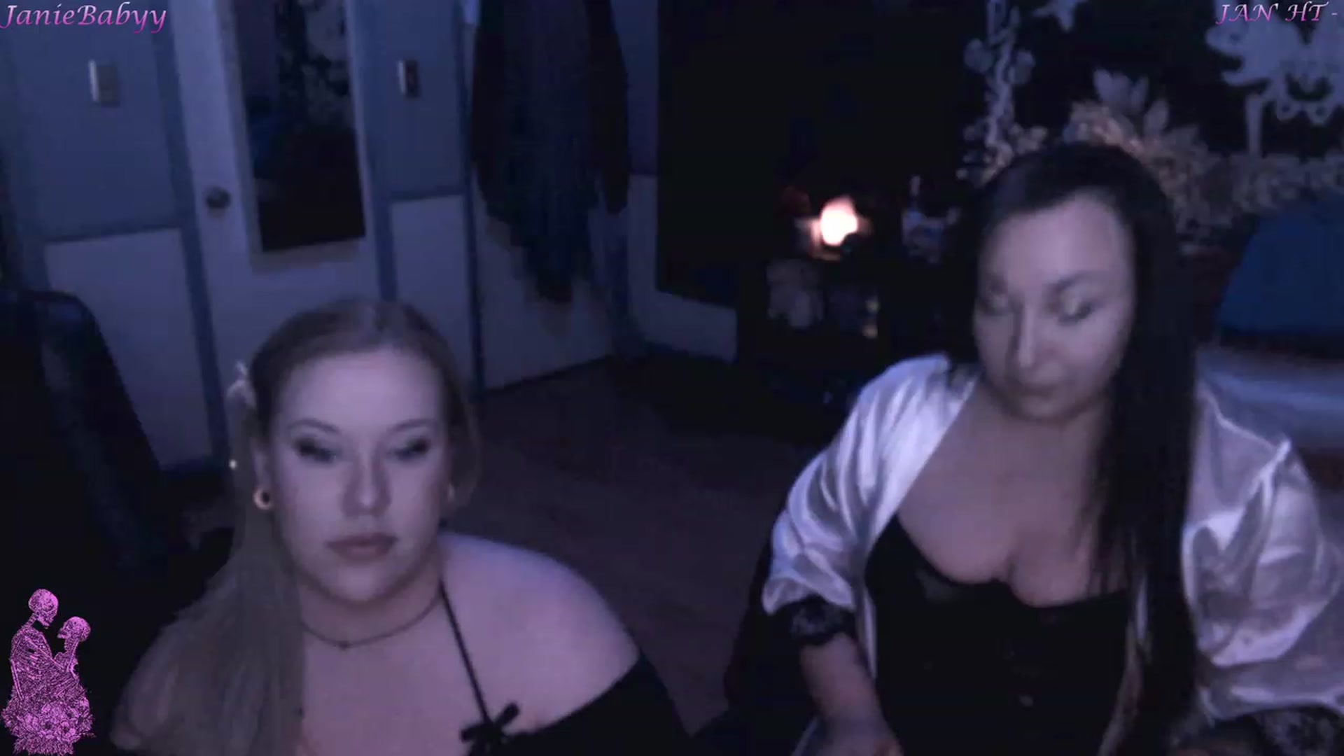 Gallery image thumbnail from JanieBabyy's myfreecams stream on, 01/19/2023, 07:54 image 13 of 20