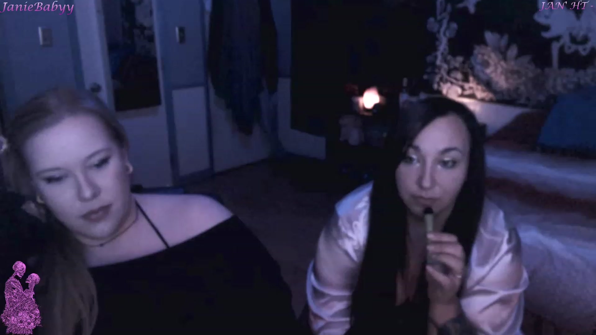 Gallery image thumbnail from JanieBabyy's myfreecams stream on, 01/19/2023, 07:54 image 10 of 20