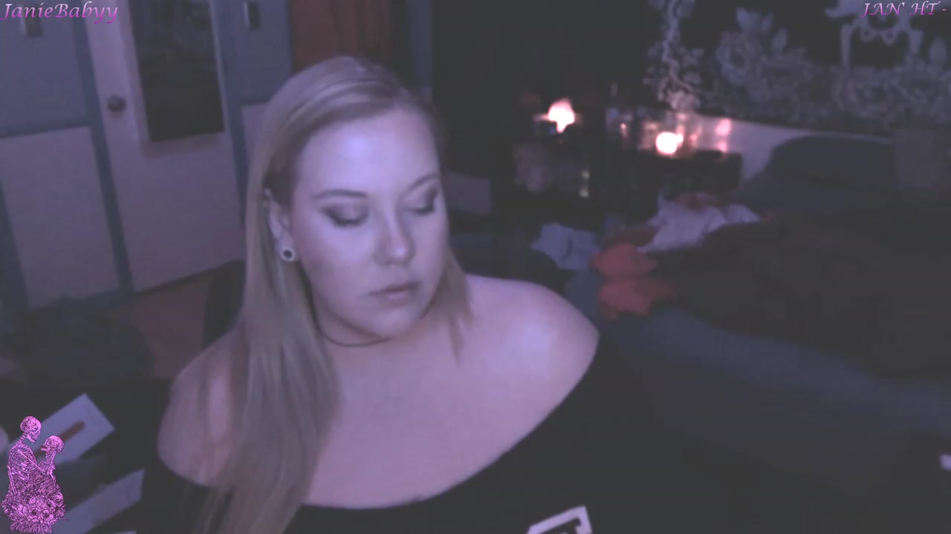 Gallery image thumbnail from JanieBabyy's myfreecams stream on, 01/28/2023, 07:45 image 13 of 20