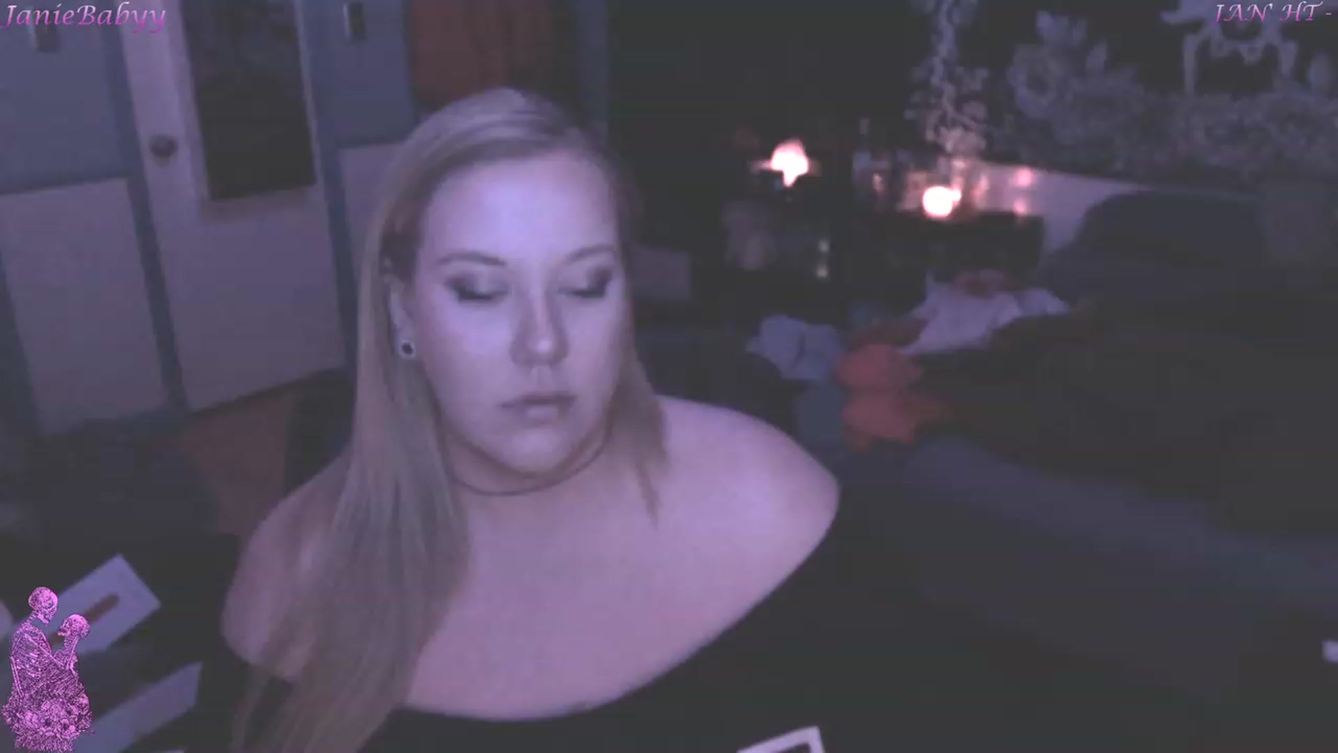 Gallery image thumbnail from JanieBabyy's myfreecams stream on, 01/28/2023, 07:45 image 12 of 20