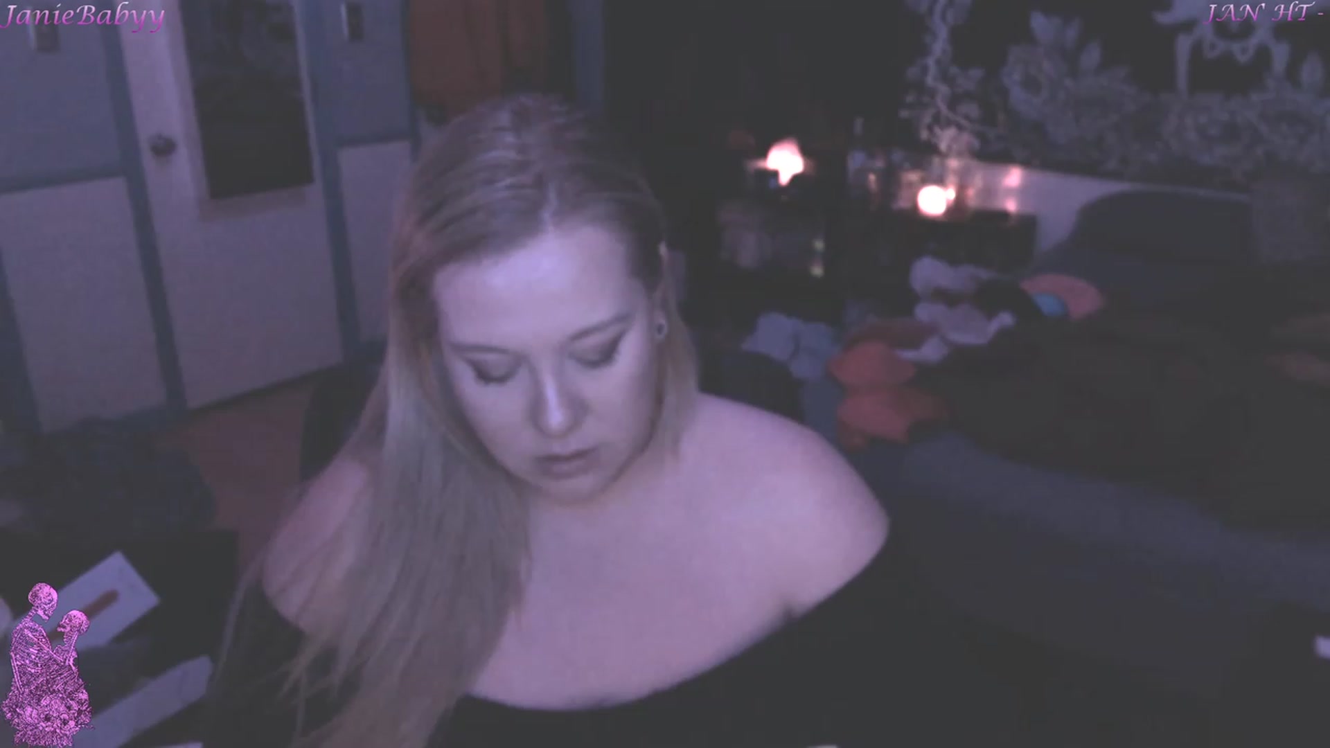 Gallery image thumbnail from JanieBabyy's myfreecams stream on, 01/28/2023, 07:45 image 2 of 20