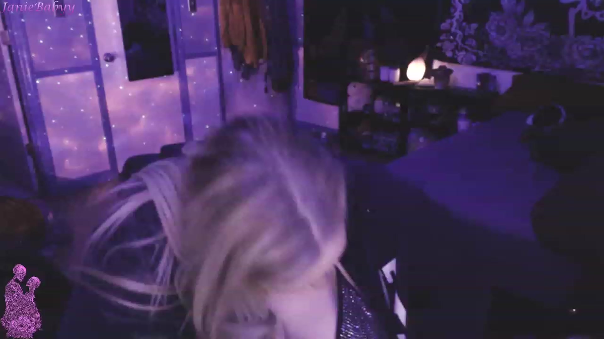 Gallery image thumbnail from JanieBabyy's myfreecams stream on, 03/15/2023, 07:48 image 9 of 20