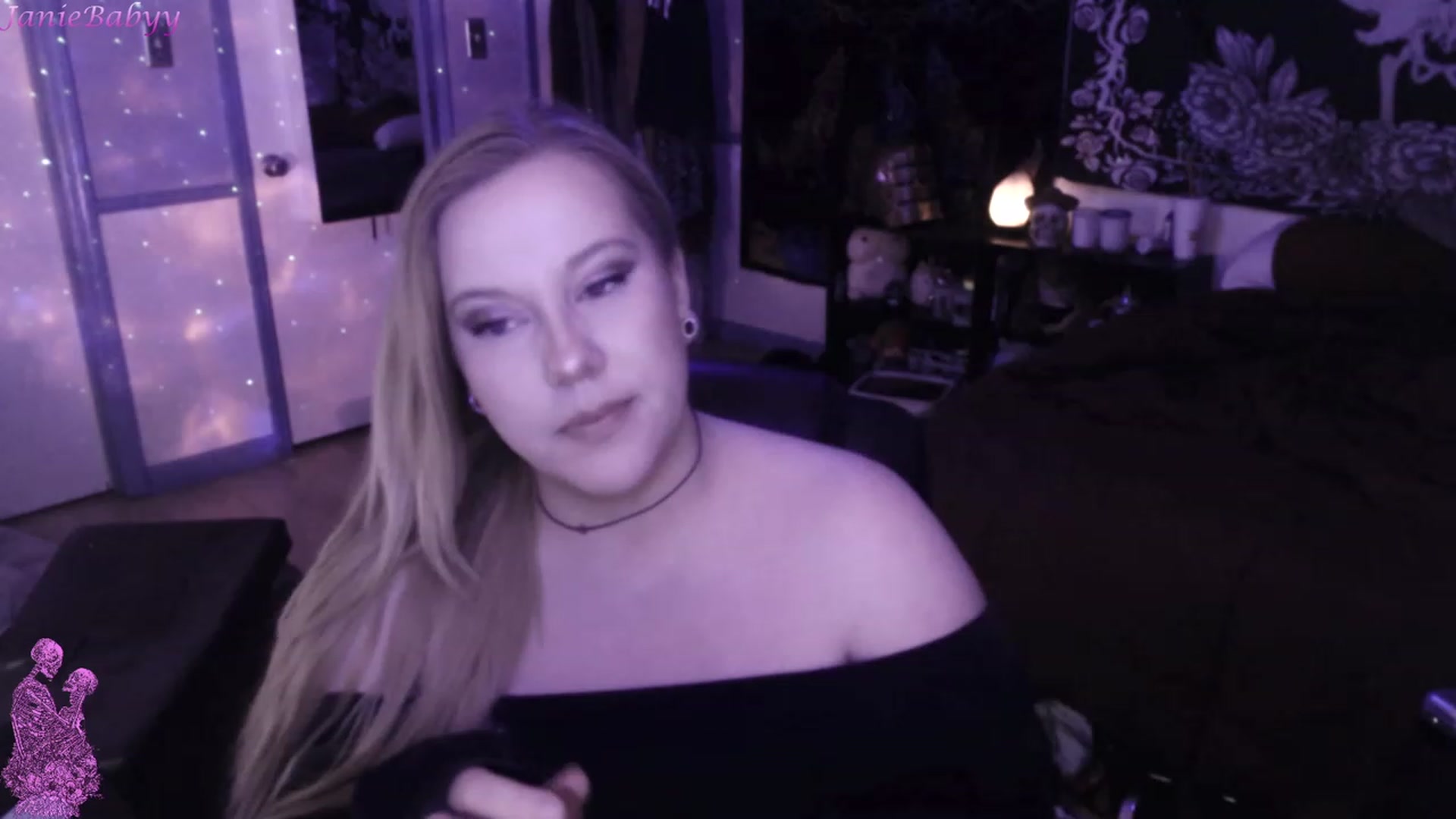 Gallery image thumbnail from JanieBabyy's myfreecams stream on, 03/19/2023, 13:55 image 20 of 20