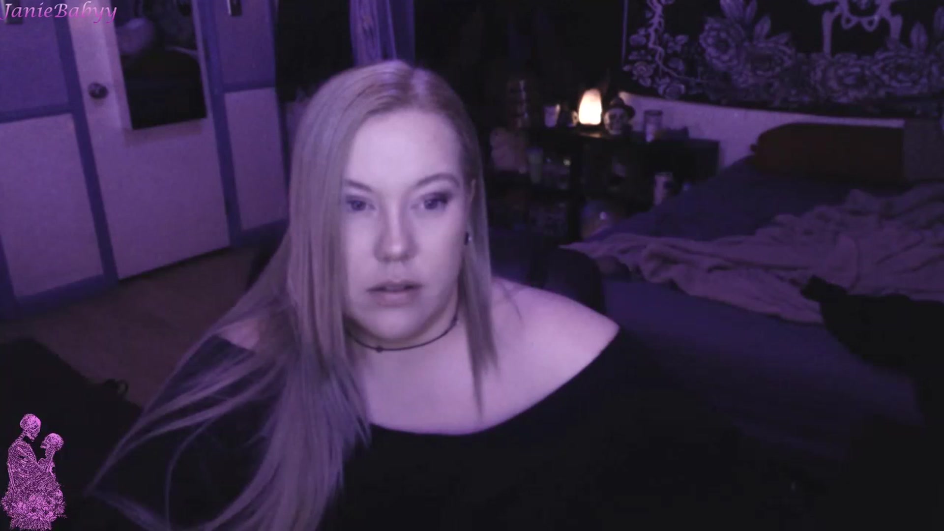 Gallery image thumbnail from JanieBabyy's myfreecams stream on, 04/18/2023, 06:16 image 6 of 20