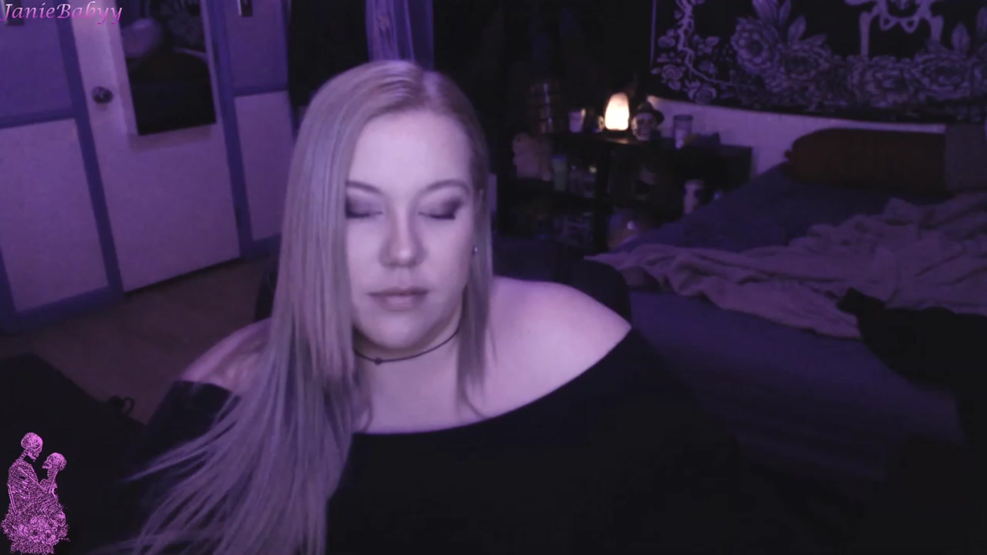 Gallery image thumbnail from JanieBabyy's myfreecams stream on, 04/18/2023, 06:16 image 1 of 20