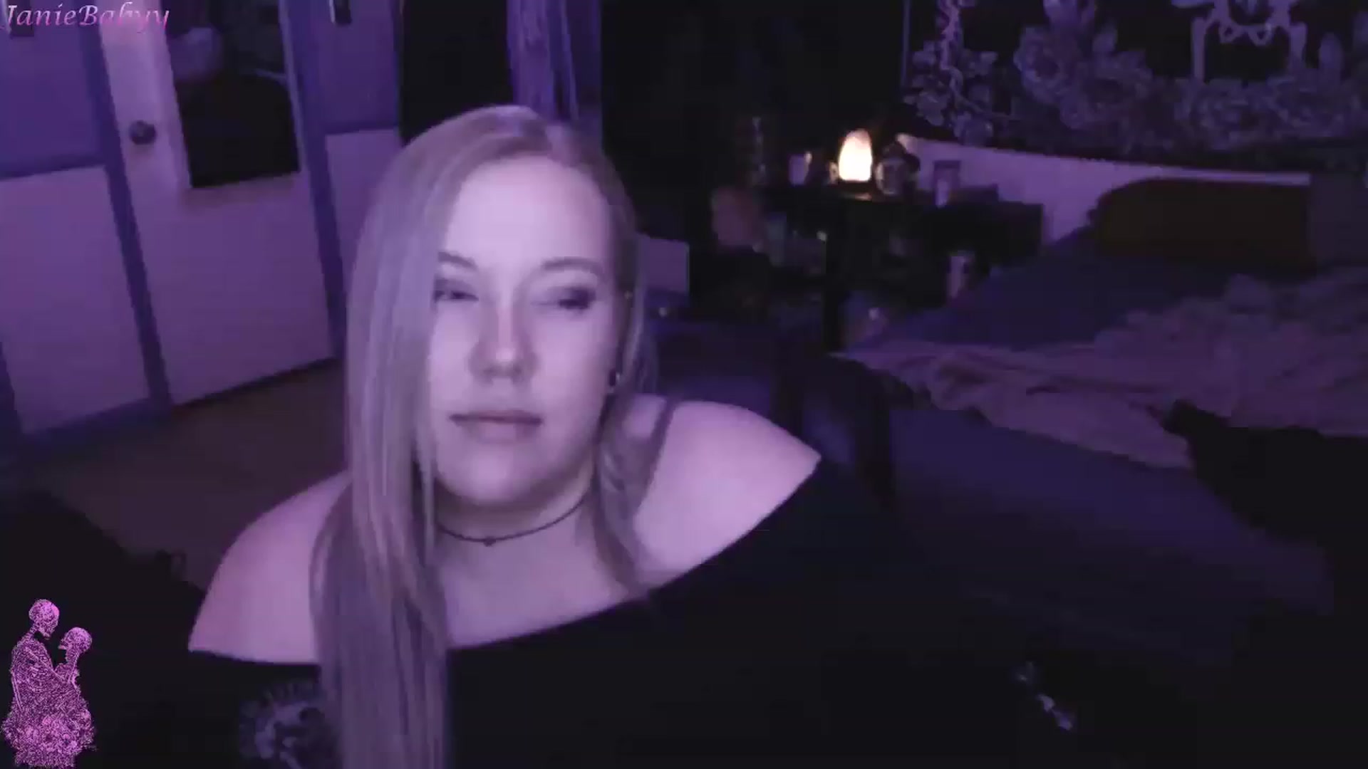 Gallery image thumbnail from JanieBabyy's myfreecams stream on, 04/18/2023, 06:16 image 19 of 20