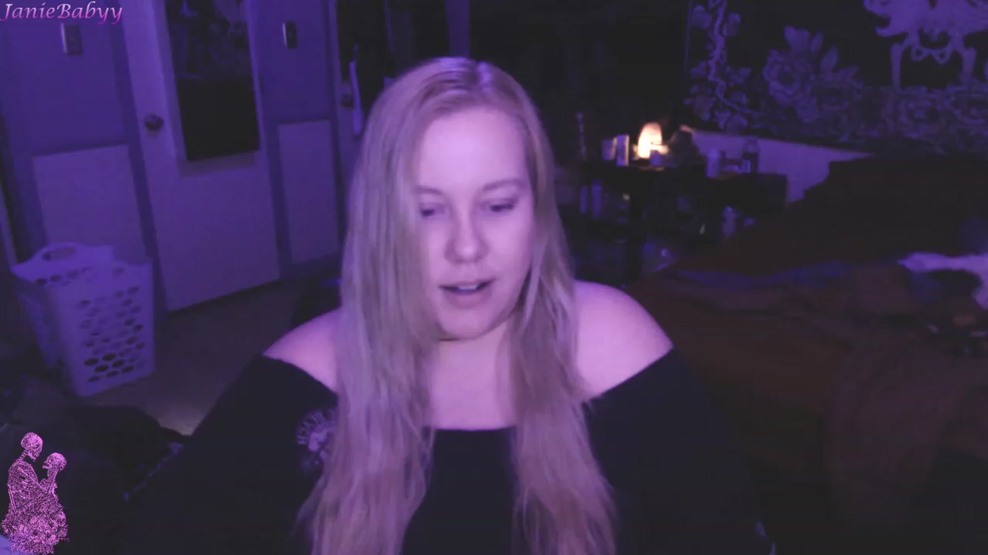 Gallery image thumbnail from JanieBabyy's myfreecams stream on, 04/27/2023, 16:11 image 19 of 20