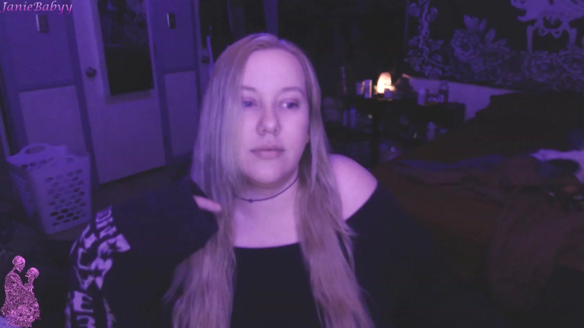Gallery image thumbnail from JanieBabyy's myfreecams stream on, 04/27/2023, 16:11 image 15 of 20