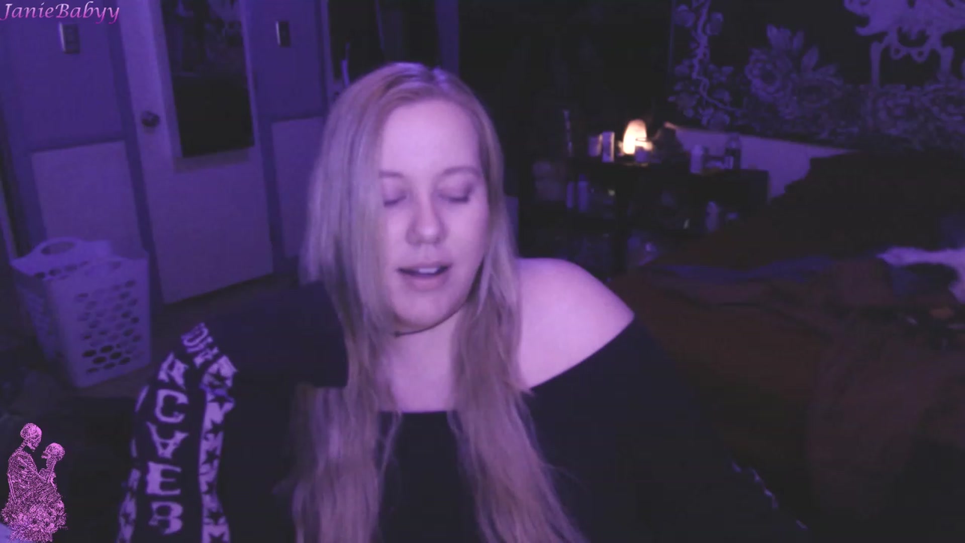 Gallery image thumbnail from JanieBabyy's myfreecams stream on, 04/27/2023, 16:11 image 16 of 20