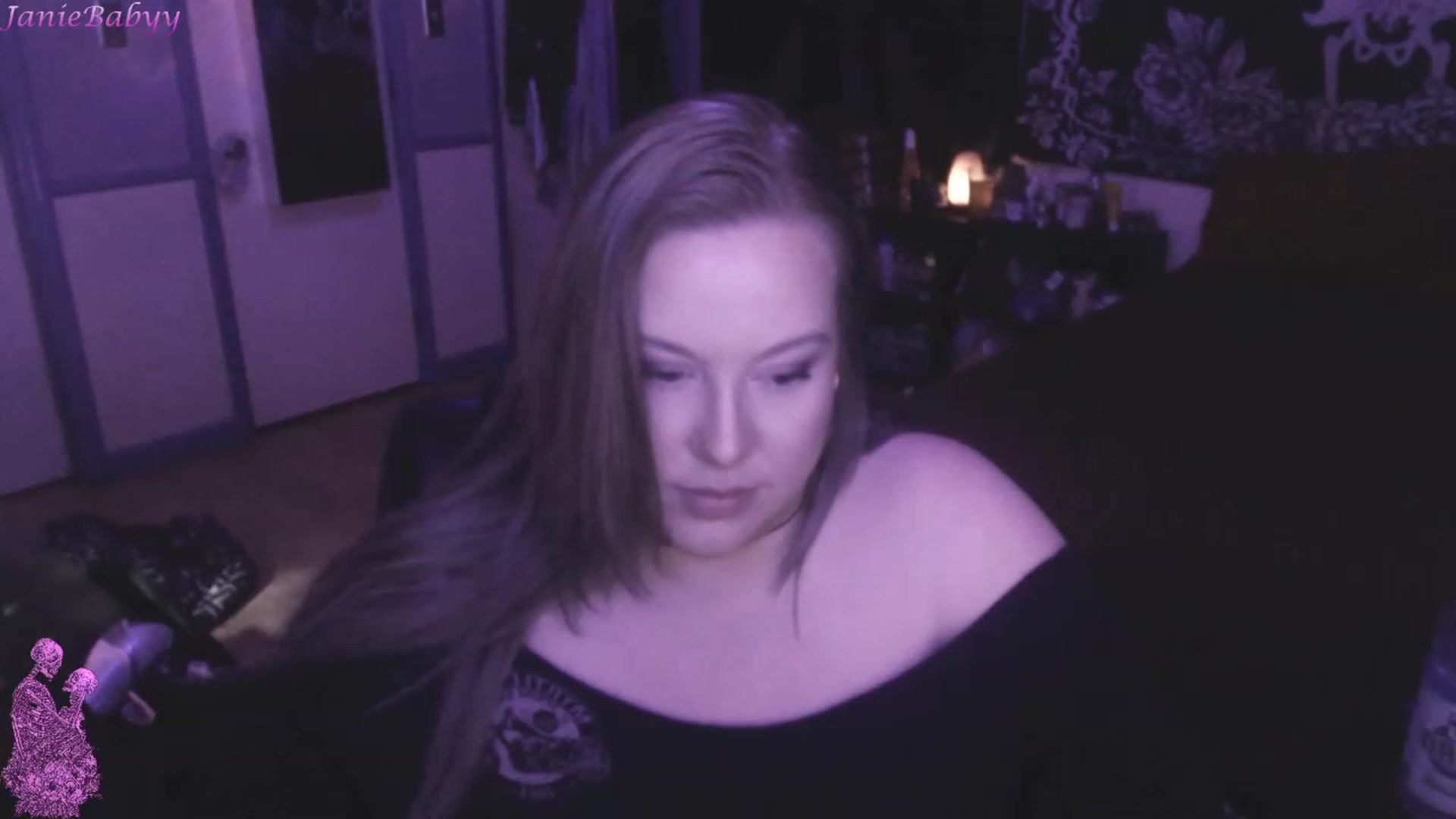 Gallery image thumbnail from JanieBabyy's myfreecams stream on, 05/07/2023, 17:39 image 16 of 20