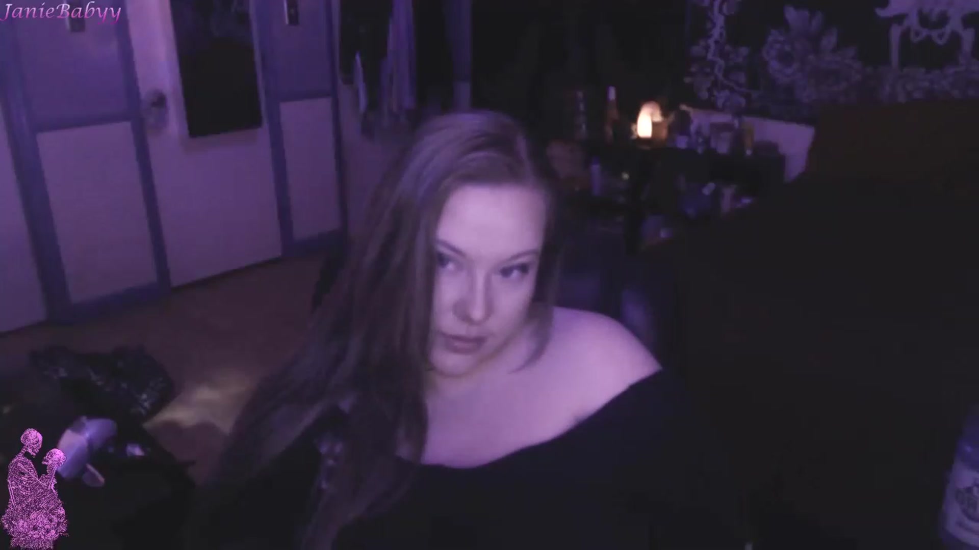 Gallery image thumbnail from JanieBabyy's myfreecams stream on, 05/07/2023, 17:39 image 11 of 20