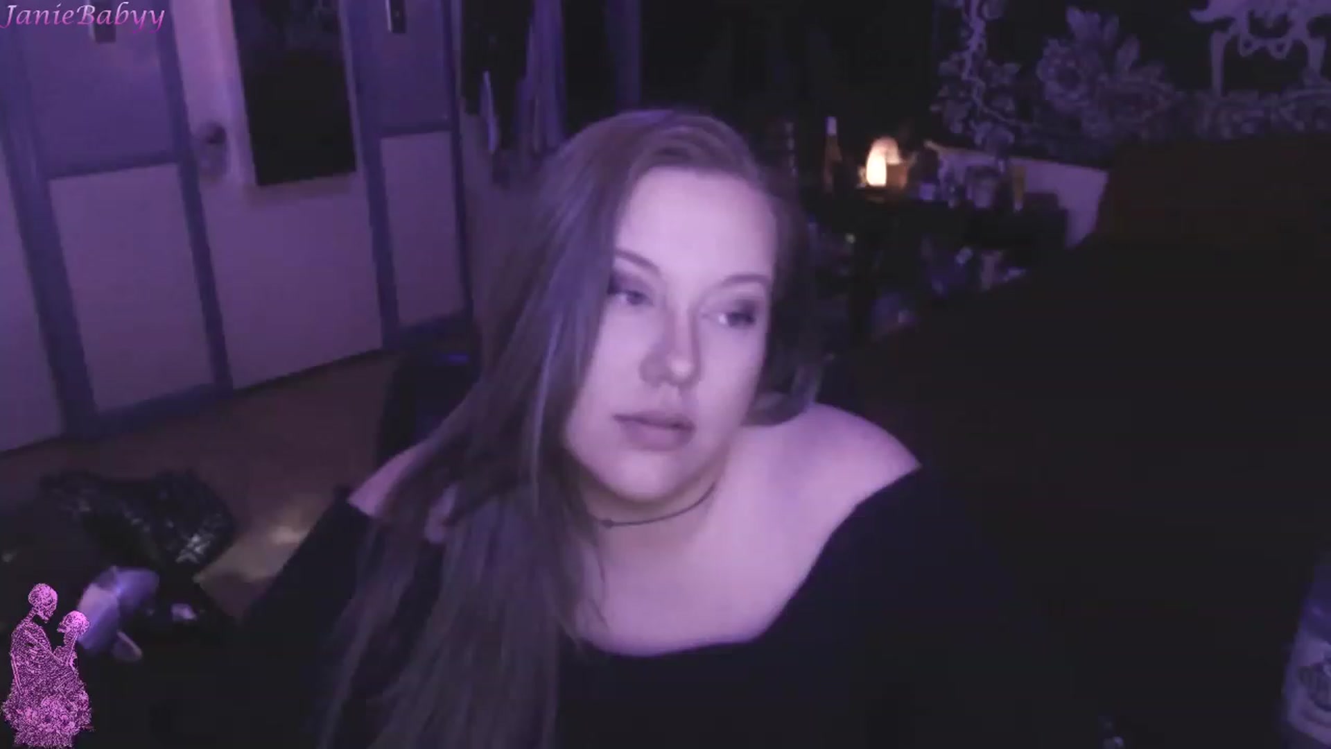 Gallery image thumbnail from JanieBabyy's myfreecams stream on, 05/07/2023, 17:39 image 15 of 20