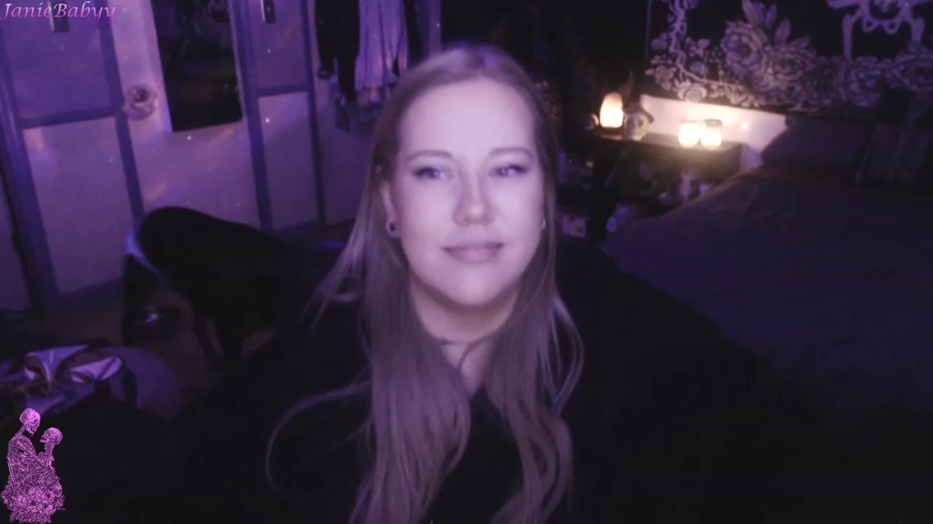 Gallery image thumbnail from JanieBabyy's myfreecams stream on, 05/19/2023, 08:41 image 1 of 20