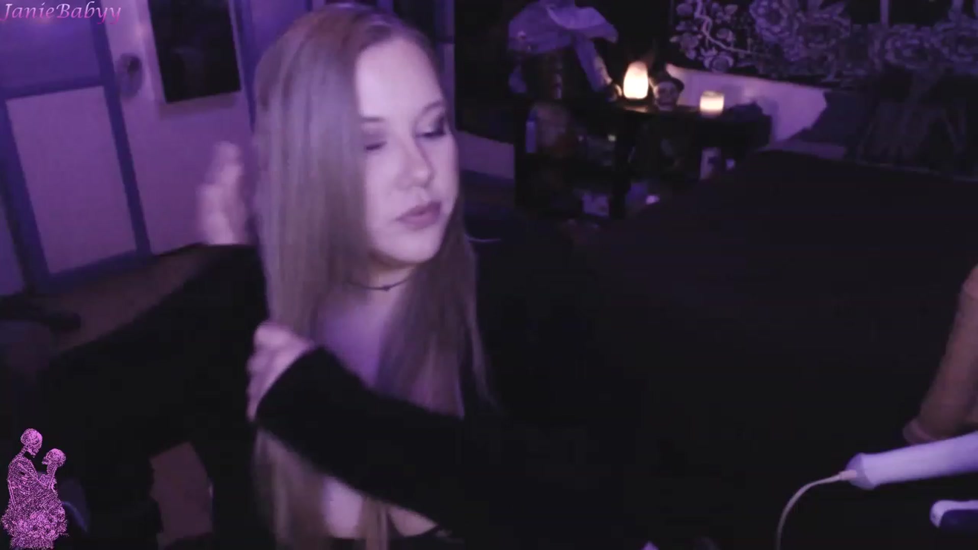 Gallery image thumbnail from JanieBabyy's myfreecams stream on, 06/01/2023, 06:32 image 11 of 20