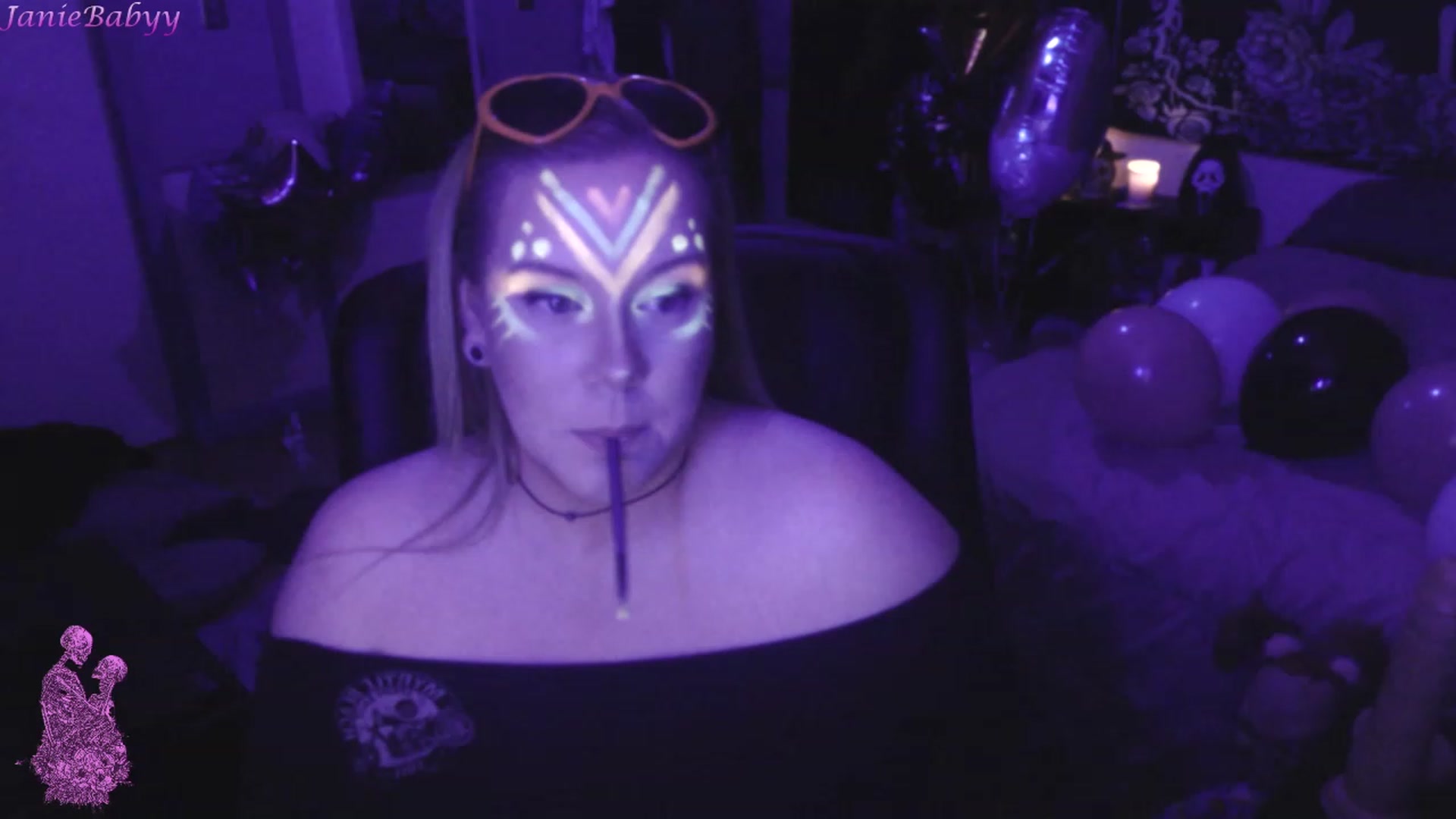 Gallery image thumbnail from JanieBabyy's myfreecams stream on, 06/23/2023, 06:25 image 2 of 20