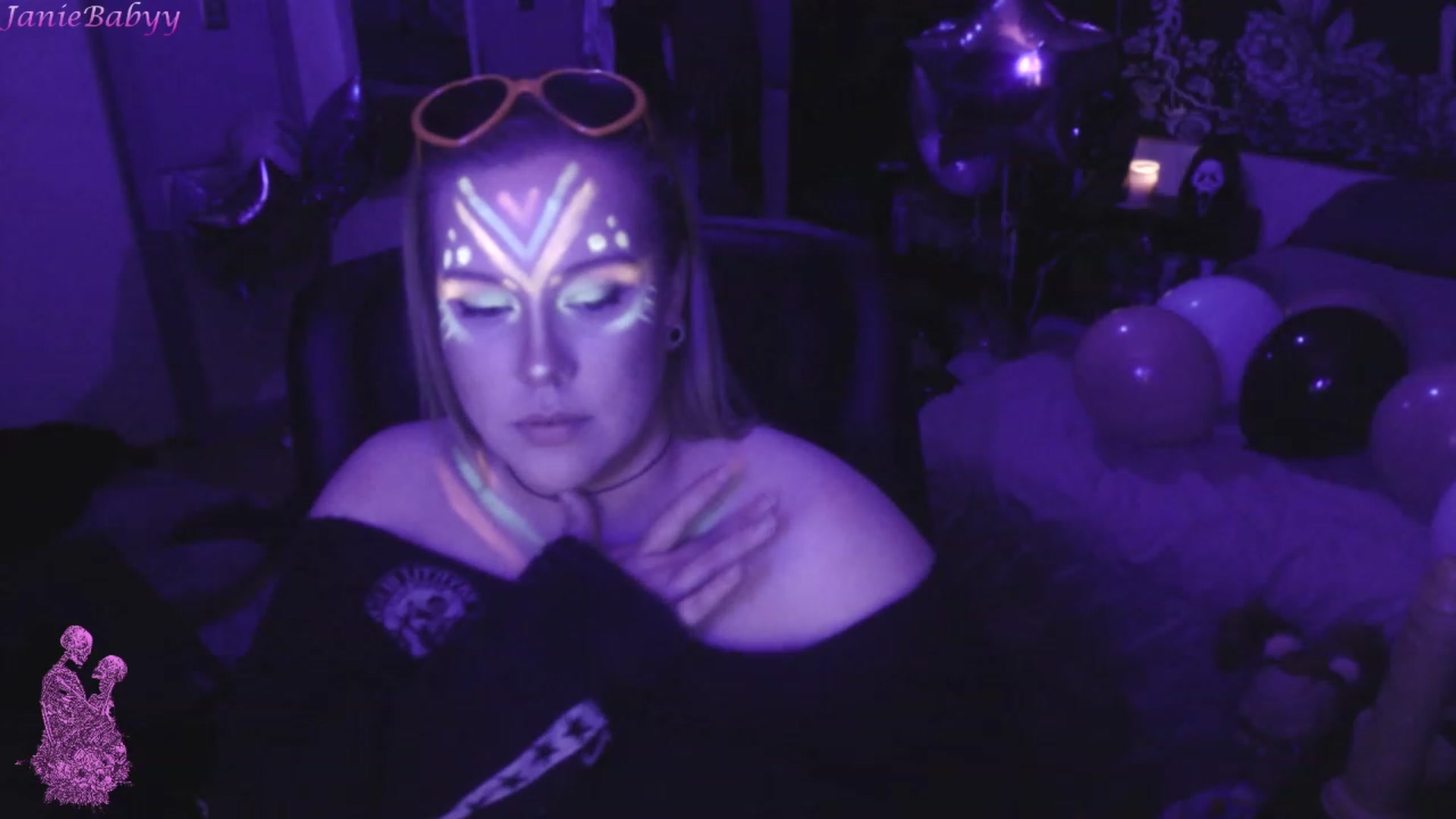 Gallery image thumbnail from JanieBabyy's myfreecams stream on, 06/23/2023, 06:25 image 8 of 20