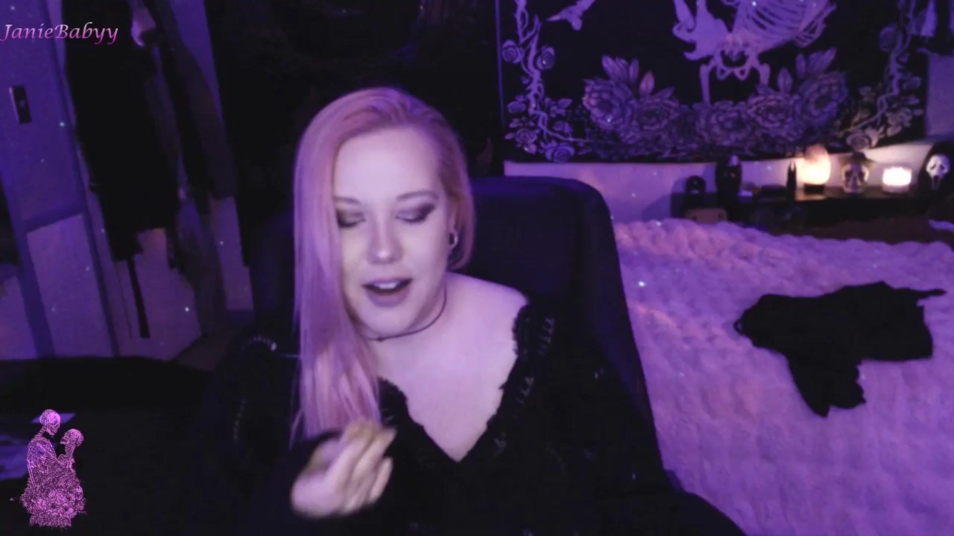 Gallery image thumbnail from JanieBabyy's myfreecams stream on, 09/13/2023, 05:58 image 12 of 20