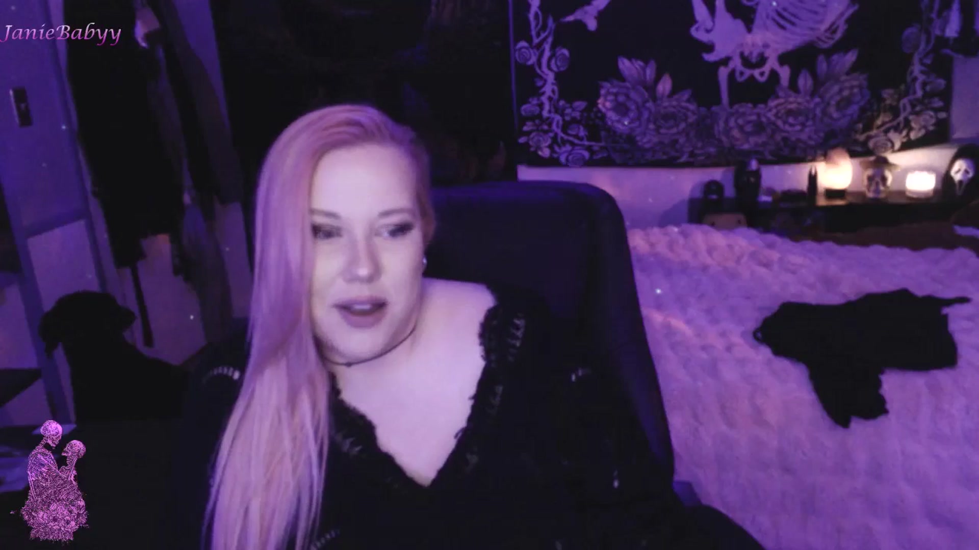 Gallery image thumbnail from JanieBabyy's myfreecams stream on, 09/13/2023, 05:58 image 11 of 20