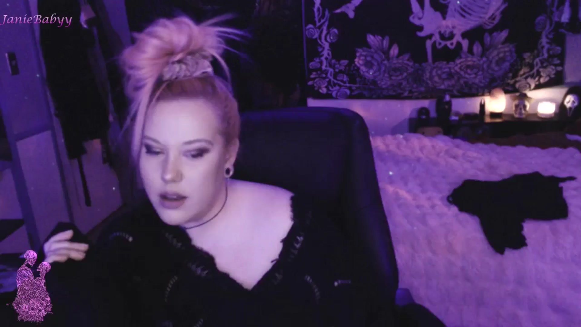 Gallery image thumbnail from JanieBabyy's myfreecams stream on, 09/13/2023, 05:58 image 1 of 20