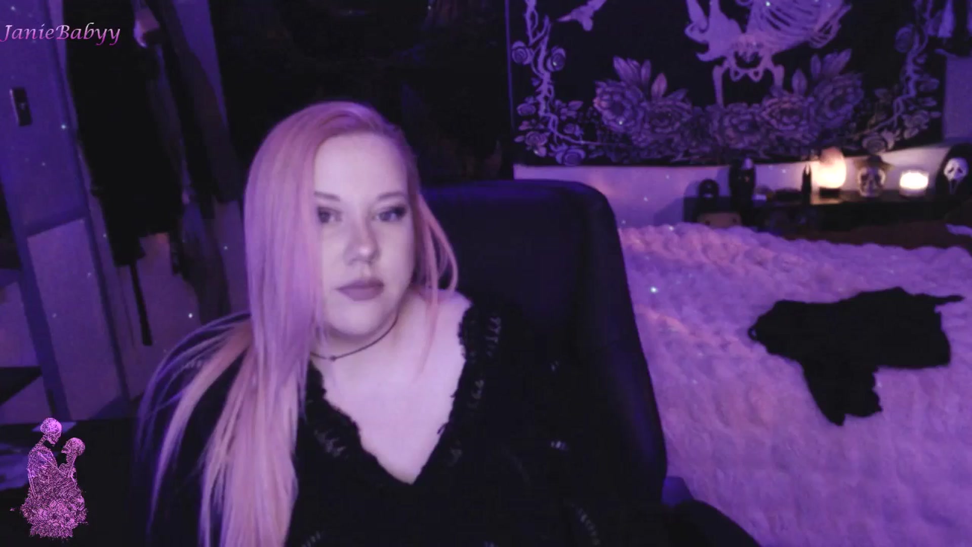 Gallery image thumbnail from JanieBabyy's myfreecams stream on, 09/13/2023, 05:58 image 16 of 20