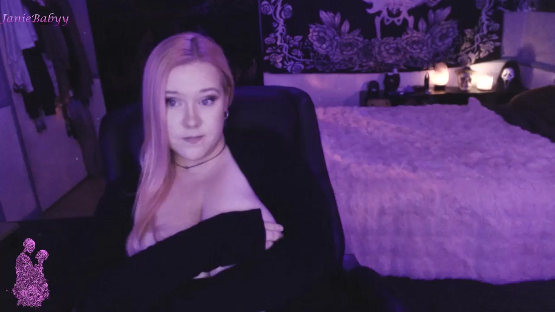 Gallery image thumbnail from JanieBabyy's myfreecams stream on, 09/16/2023, 06:27 image 16 of 20