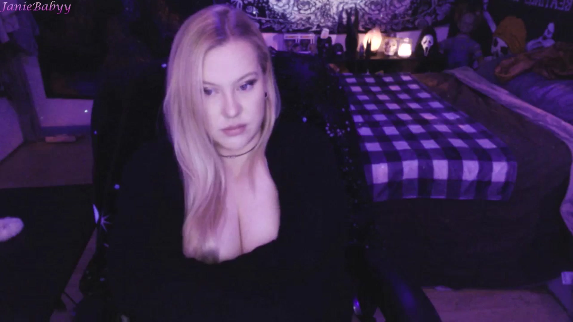 Gallery image thumbnail from JanieBabyy's myfreecams stream on, 01/07/2024, 06:04 image 16 of 20