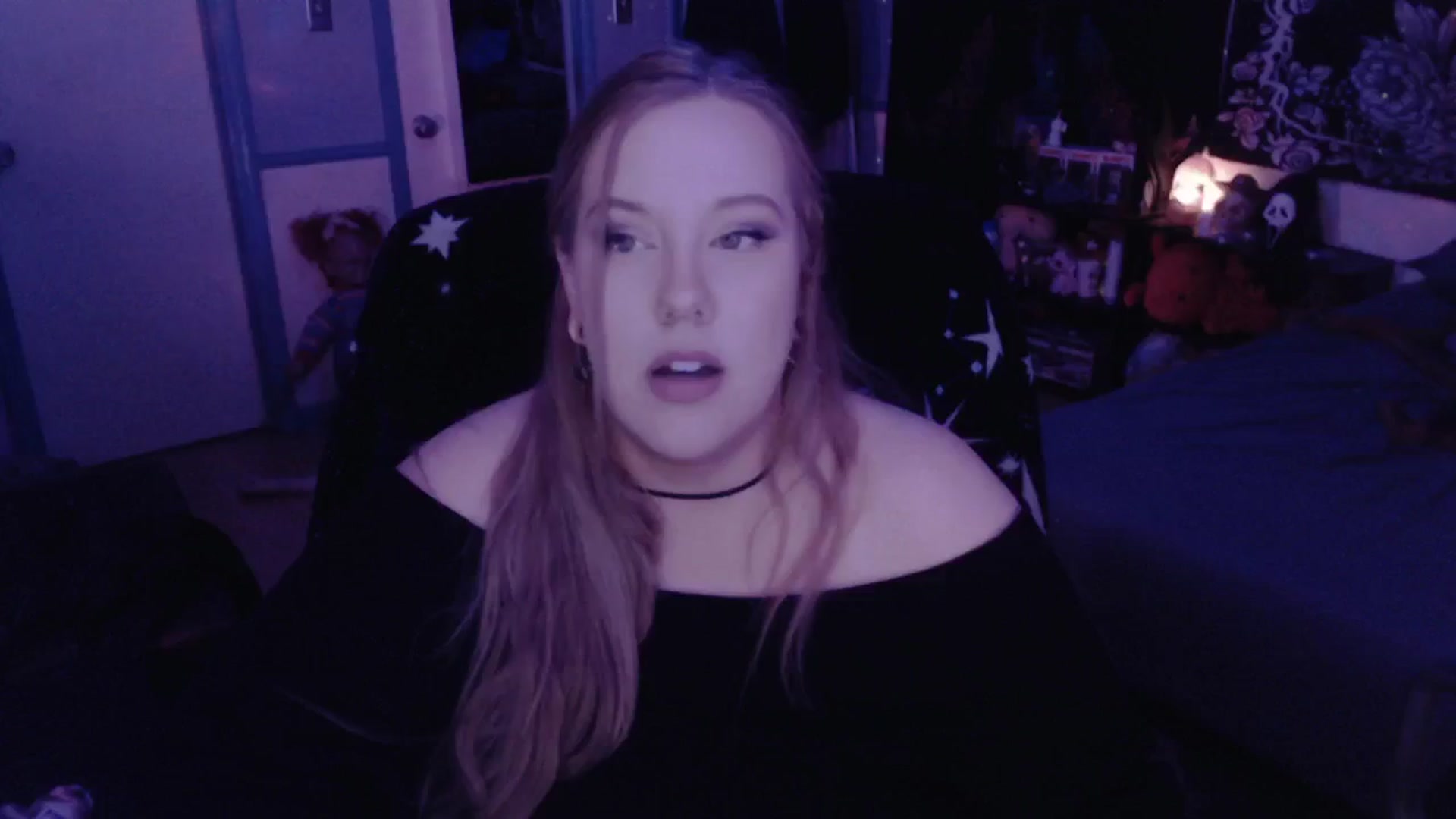 Gallery image thumbnail from JanieBabyy's myfreecams stream on, 06/26/2024, 06:10 image 18 of 20