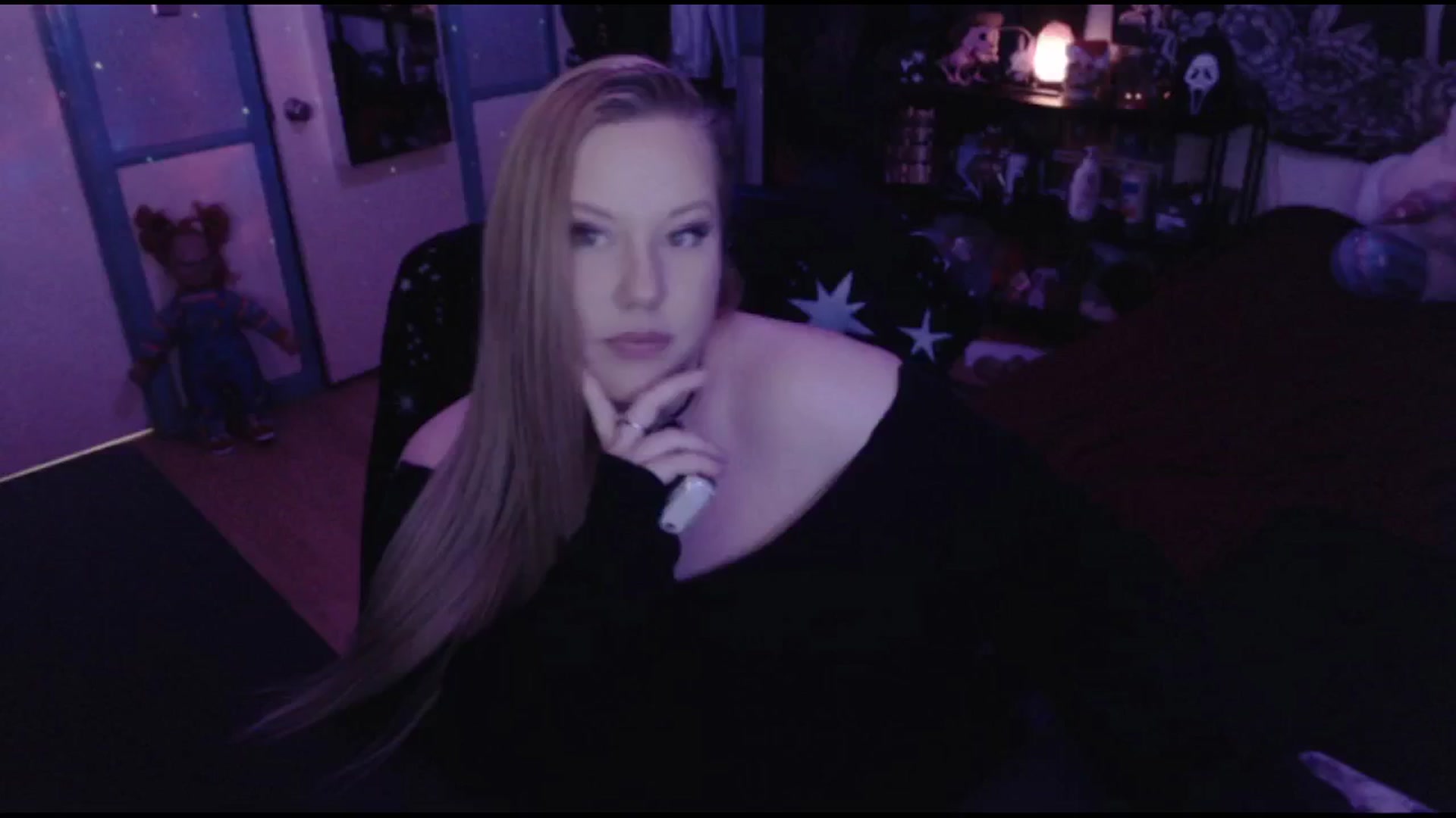 Gallery image thumbnail from JanieBabyy's myfreecams stream on, 11/15/2024, 18:17 image 10 of 20