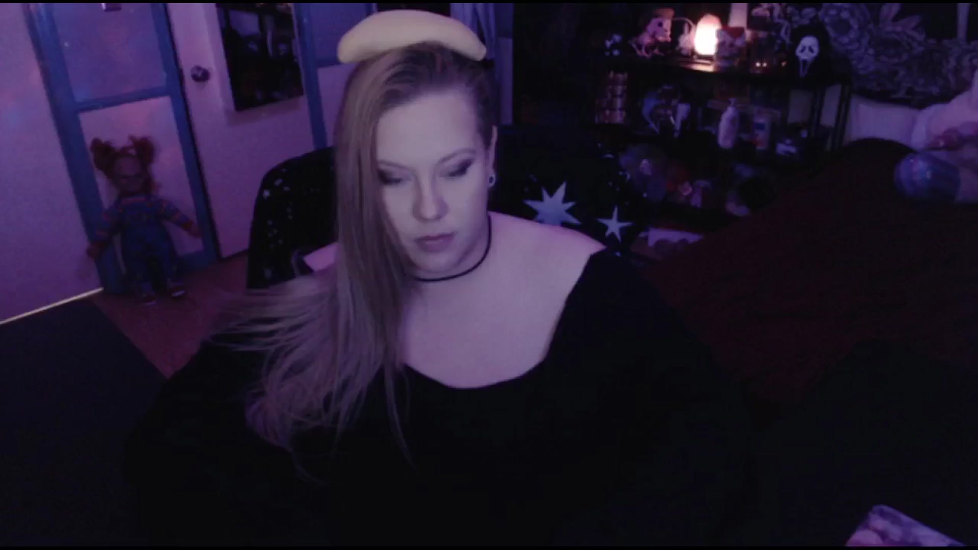 Gallery image thumbnail from JanieBabyy's myfreecams stream on, 11/15/2024, 18:17 image 3 of 20