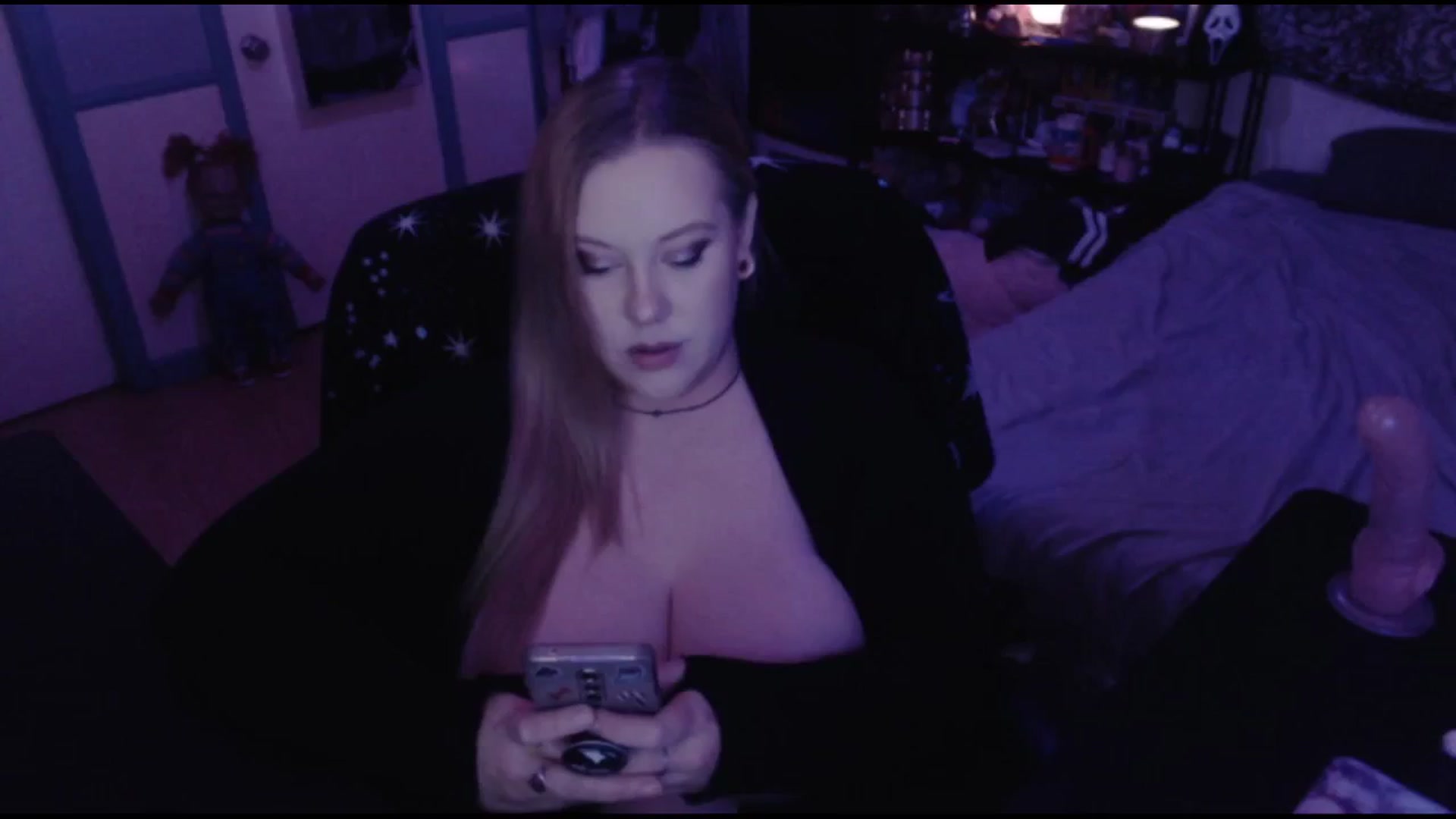 Gallery image thumbnail from JanieBabyy's myfreecams stream on, 12/30/2024, 04:57 image 9 of 20