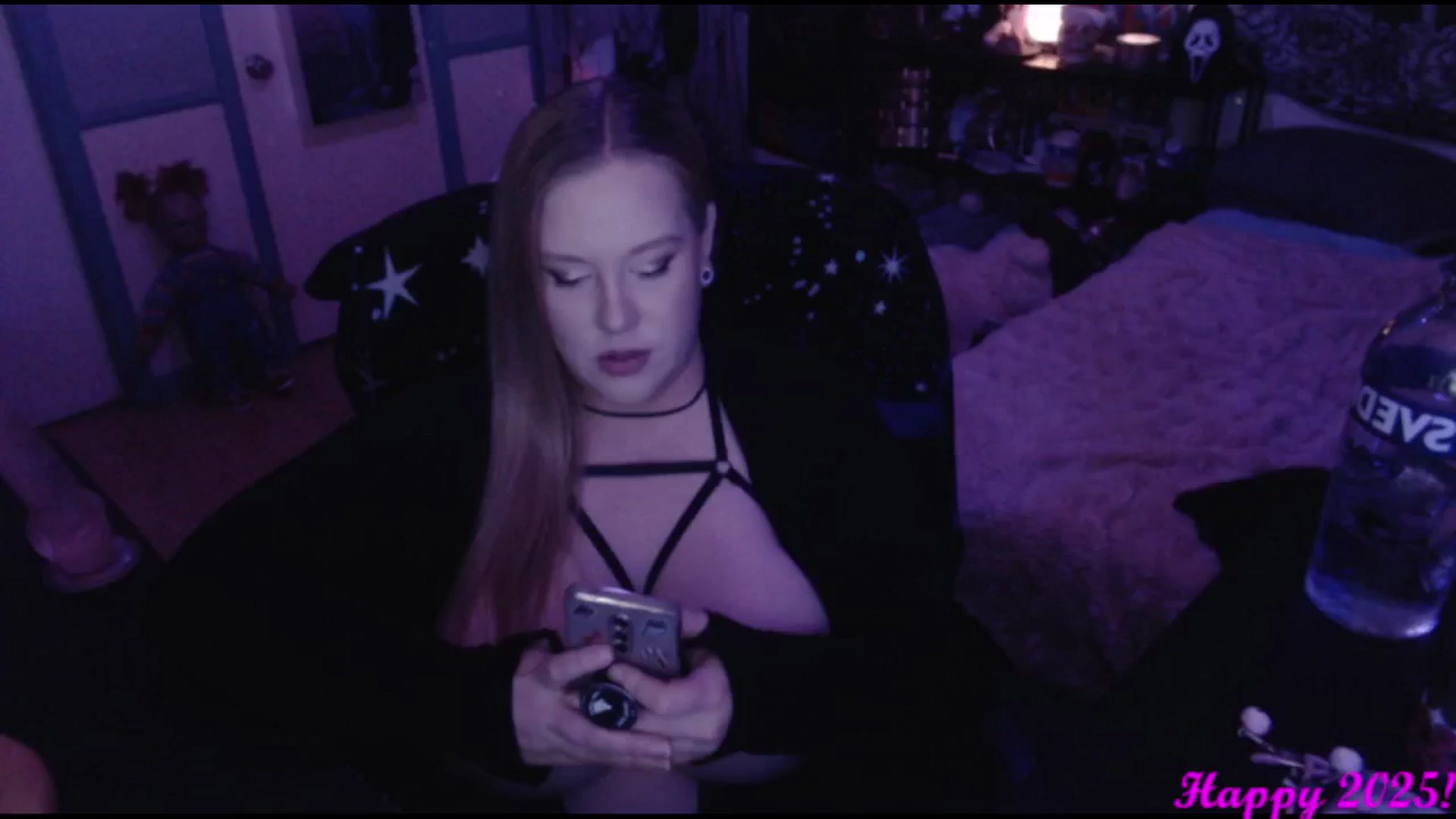 Gallery image thumbnail from JanieBabyy's myfreecams stream on, 01/01/2025, 04:03 image 7 of 20