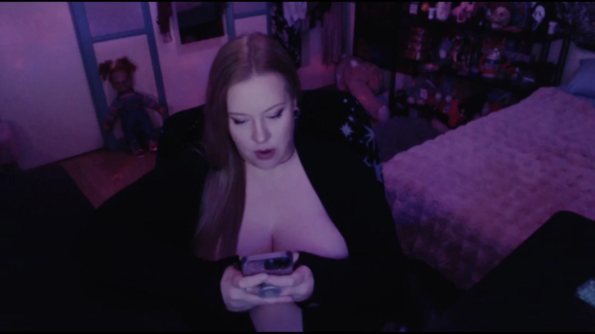 Gallery image thumbnail from JanieBabyy's myfreecams stream on, 06/10/2025, 17:15 image 2 of 20