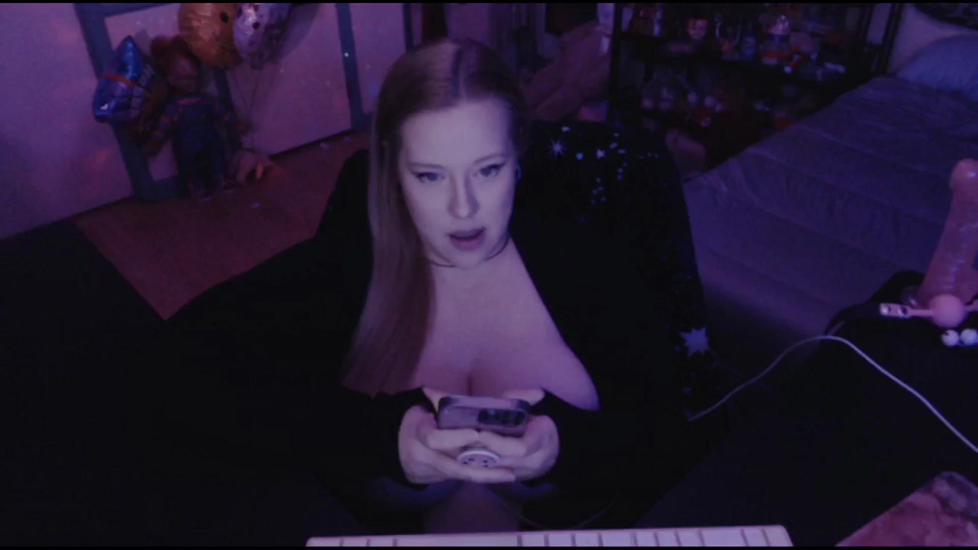 Gallery image thumbnail from JanieBabyy's myfreecams stream on, 07/04/2025, 04:27 image 6 of 20
