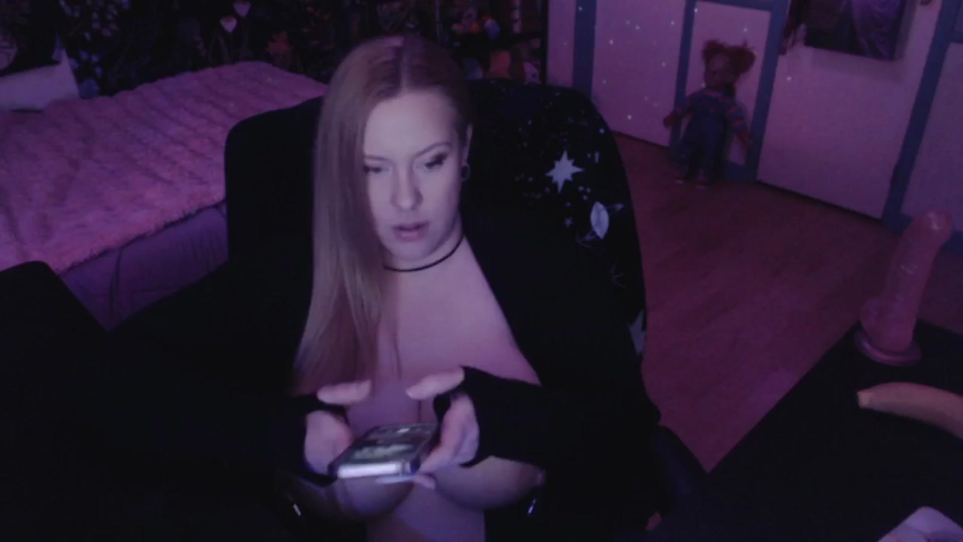 Gallery image thumbnail from JanieBabyy's myfreecams stream on, 09/19/2025, 19:29 image 12 of 20
