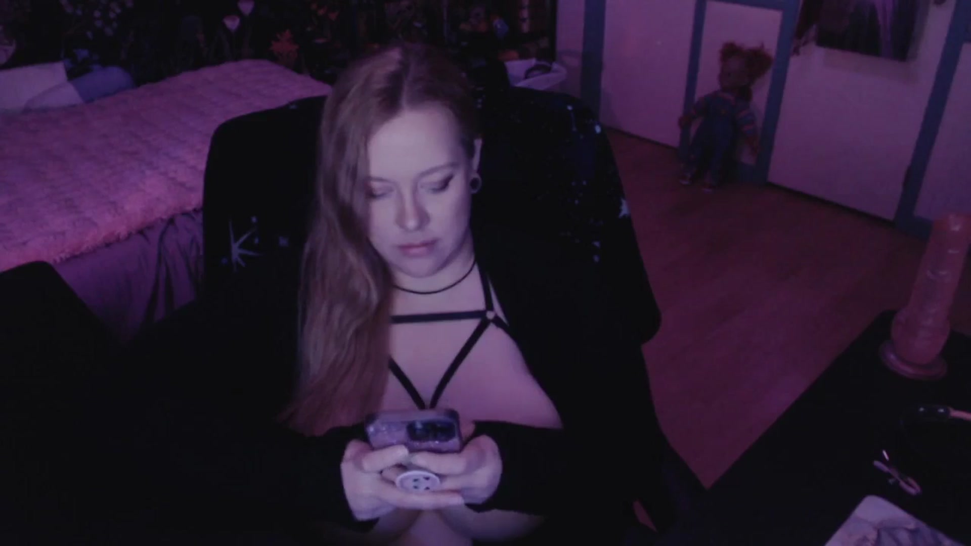 Gallery image thumbnail from JanieBabyy's myfreecams stream on, 09/26/2025, 20:00 image 4 of 20