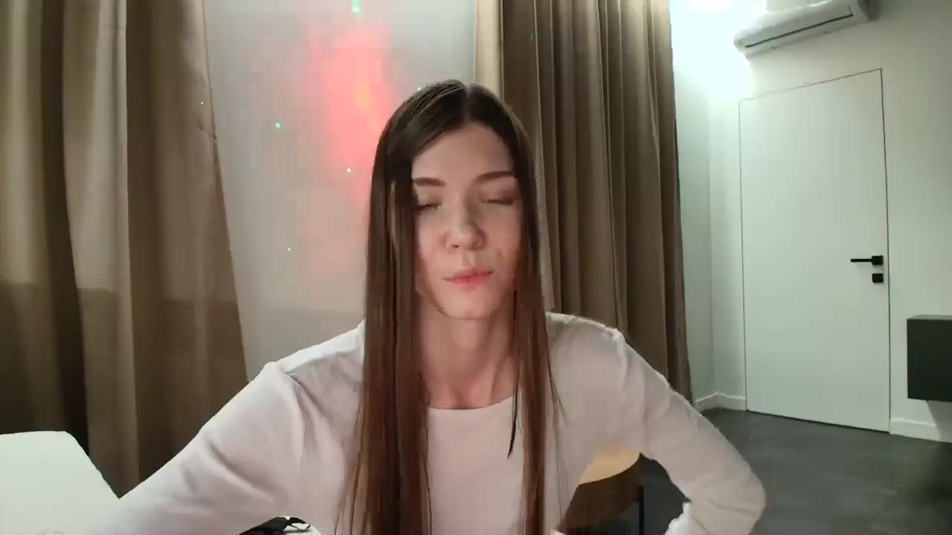 Gallery image thumbnail from JanieStar's myfreecams stream on, 07/02/2025, 22:13 image 20 of 20