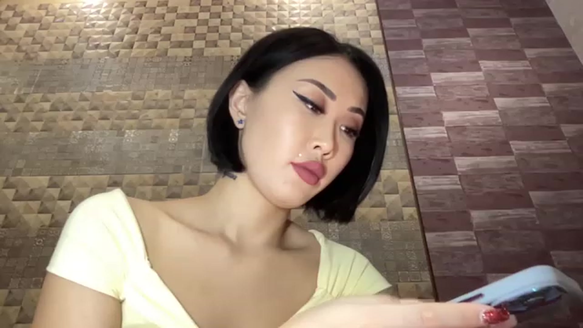 Gallery image thumbnail from Japanese_Doll's myfreecams stream on, 11/14/2022, 19:55 image 3 of 20