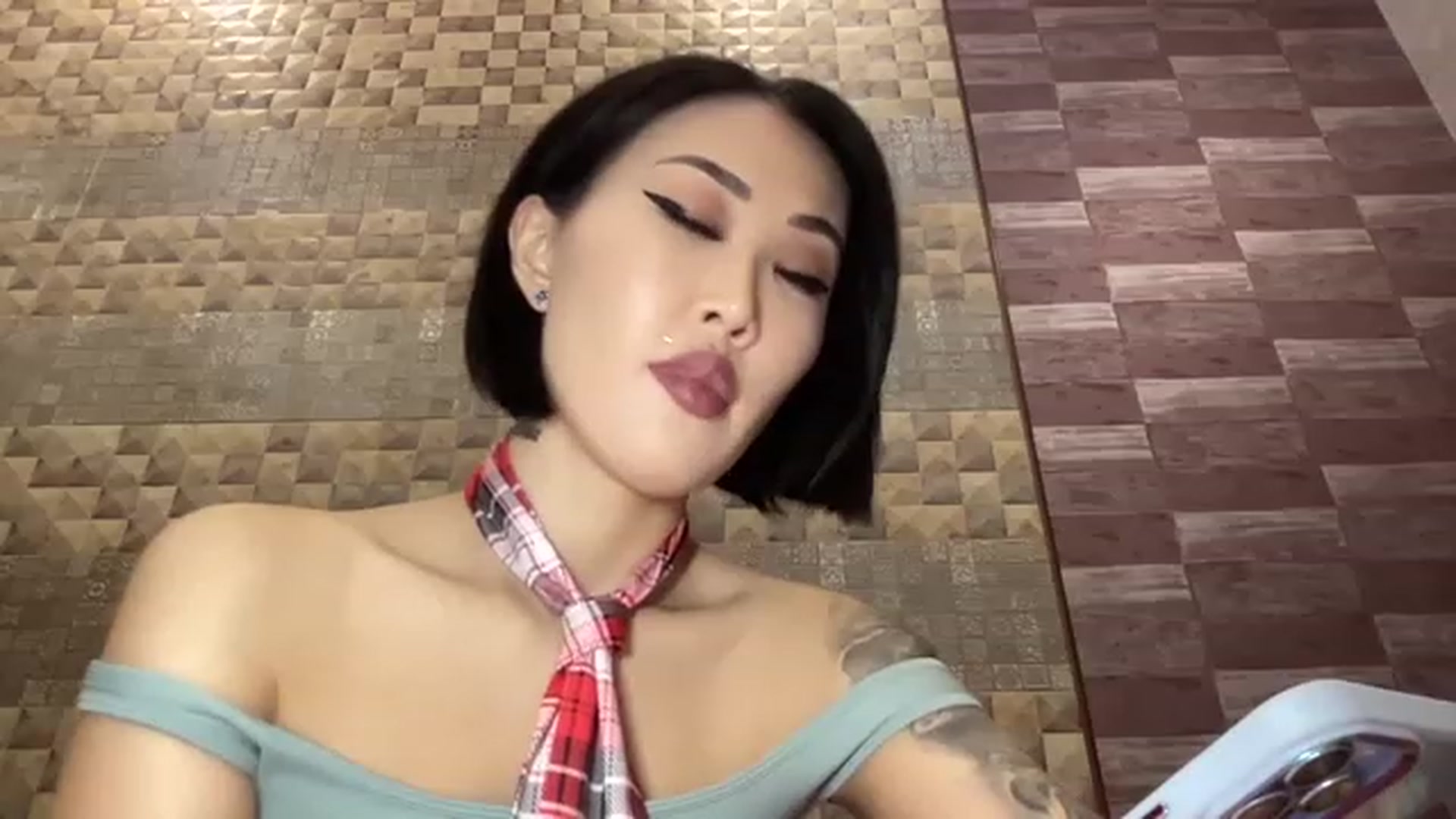 Gallery image thumbnail from Japanese_Doll's myfreecams stream on, 11/16/2022, 20:49 image 13 of 20