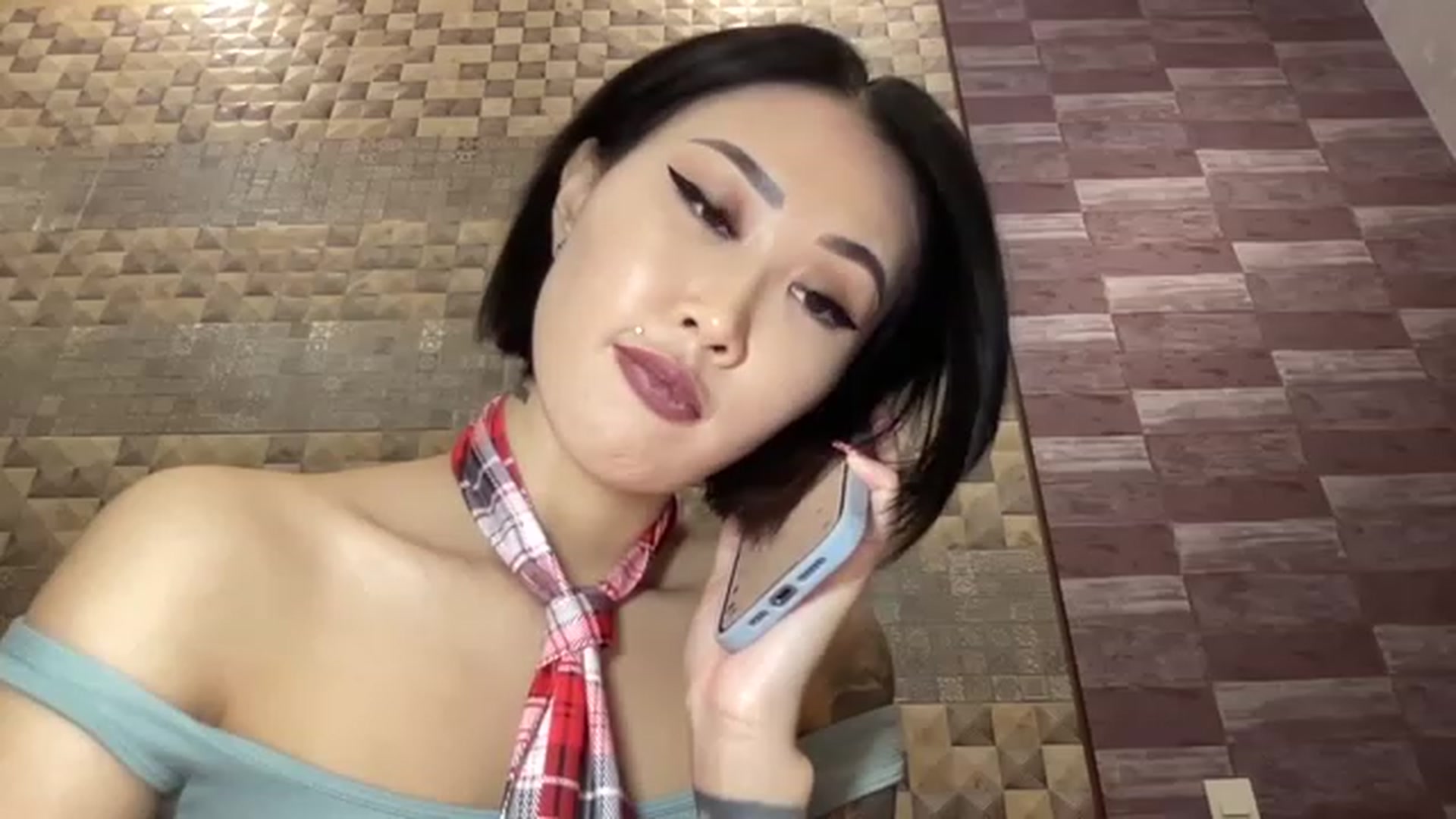 Gallery image thumbnail from Japanese_Doll's myfreecams stream on, 11/16/2022, 20:49 image 15 of 20