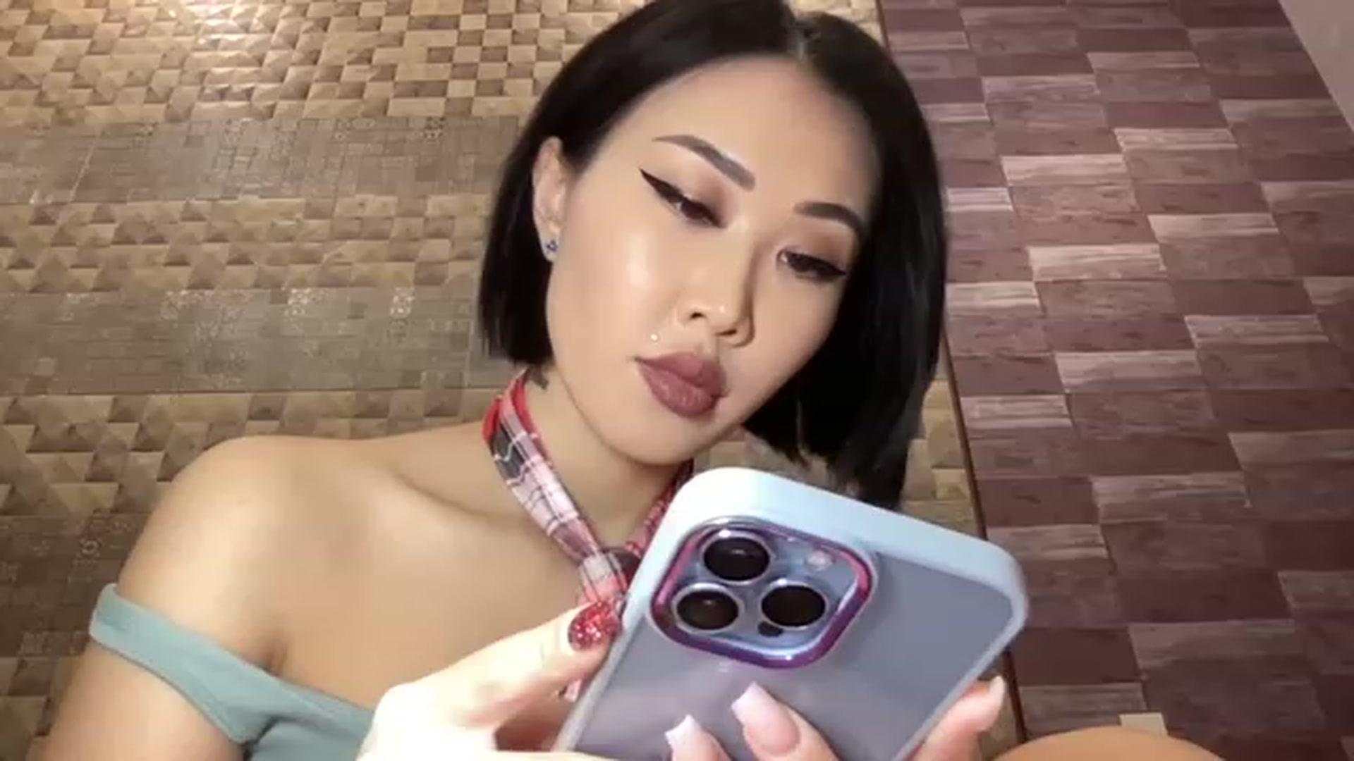 Gallery image thumbnail from Japanese_Doll's myfreecams stream on, 11/16/2022, 20:49 image 7 of 20
