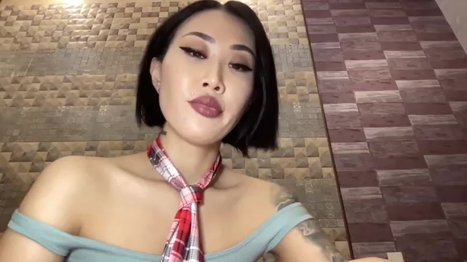 Gallery image thumbnail from Japanese_Doll's myfreecams stream on, 11/16/2022, 20:49 image 4 of 20