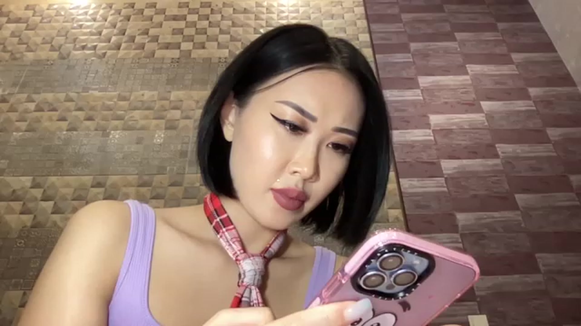 Gallery image thumbnail from Japanese_Doll's myfreecams stream on, 12/24/2022, 22:52 image 2 of 20