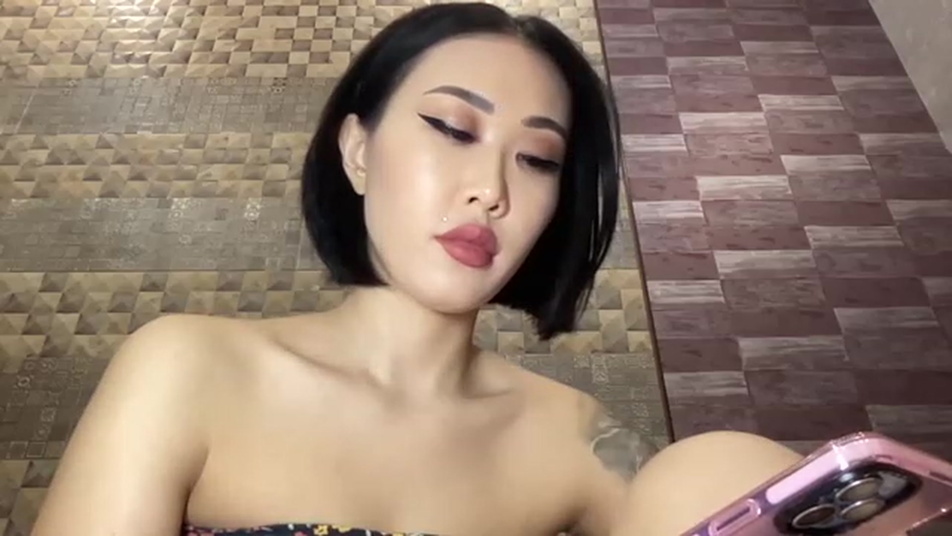 Gallery image thumbnail from Japanese_Doll's myfreecams stream on, 12/26/2022, 19:51 image 20 of 20