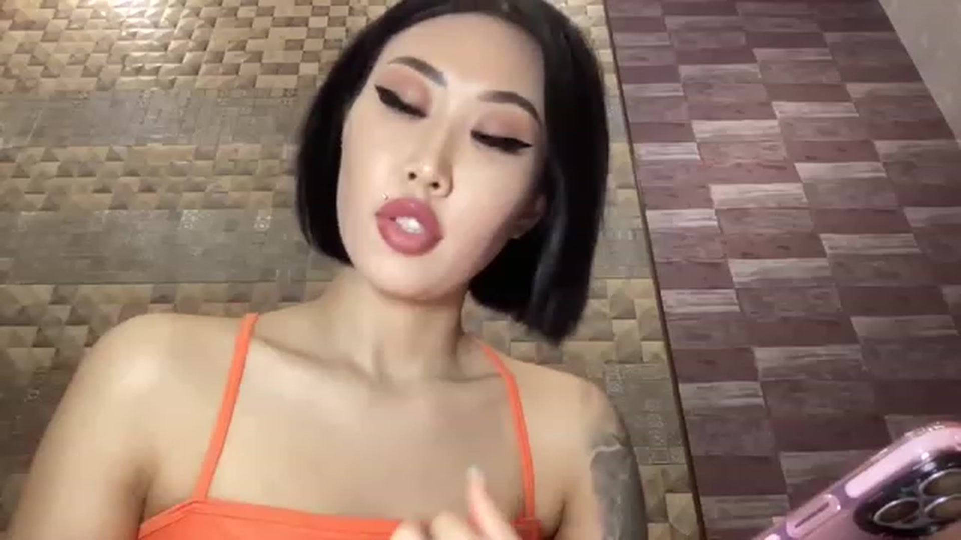 Gallery image thumbnail from Japanese_Doll's myfreecams stream on, 01/01/2023, 22:12 image 20 of 20