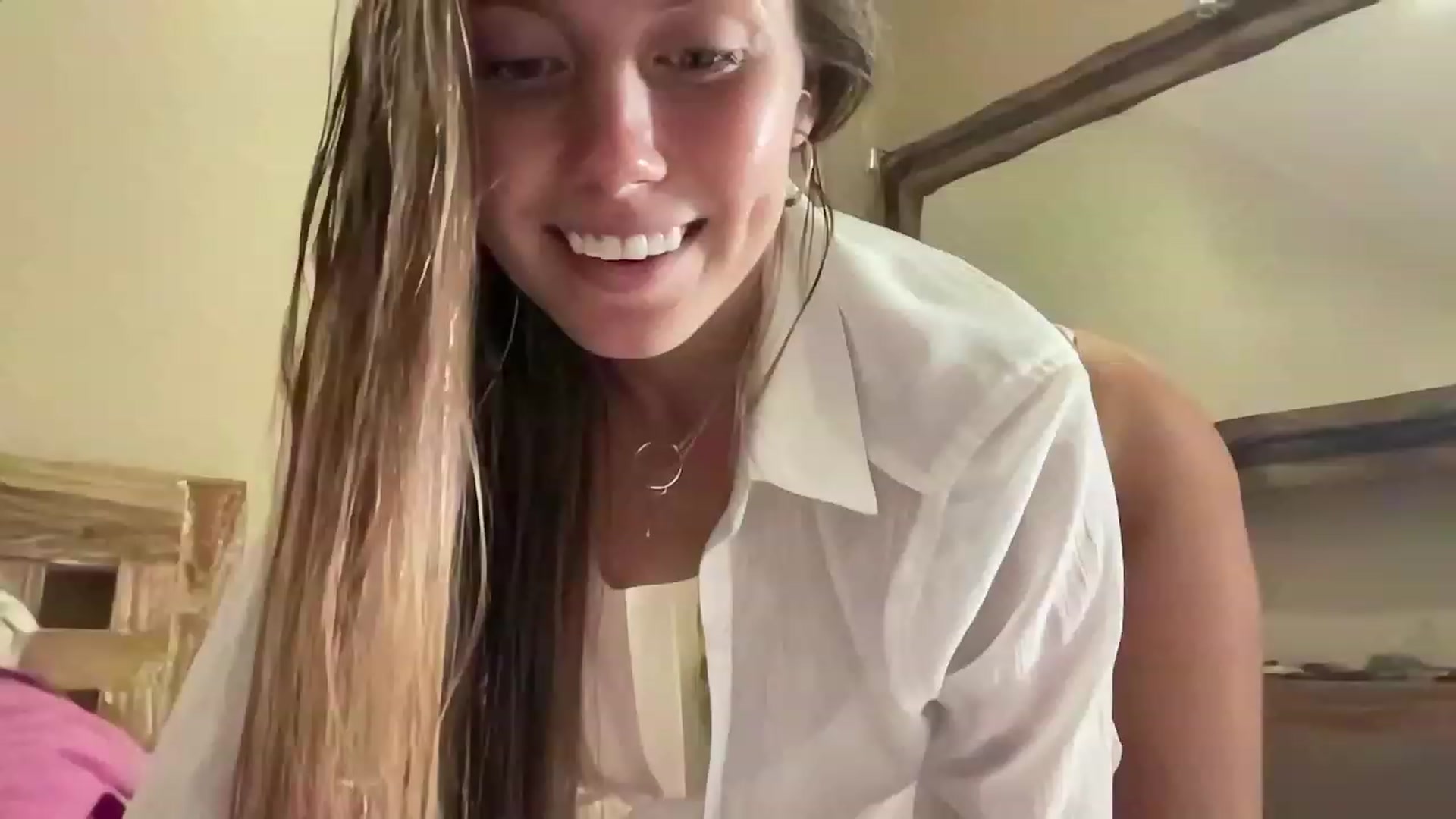 Gallery image thumbnail from JasSurfGirl's myfreecams stream on, 06/30/2023, 09:45 image 6 of 20