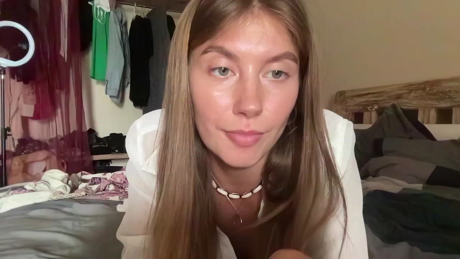 Gallery image thumbnail from JasSurfGirl's myfreecams stream on, 07/06/2023, 05:47 image 2 of 20