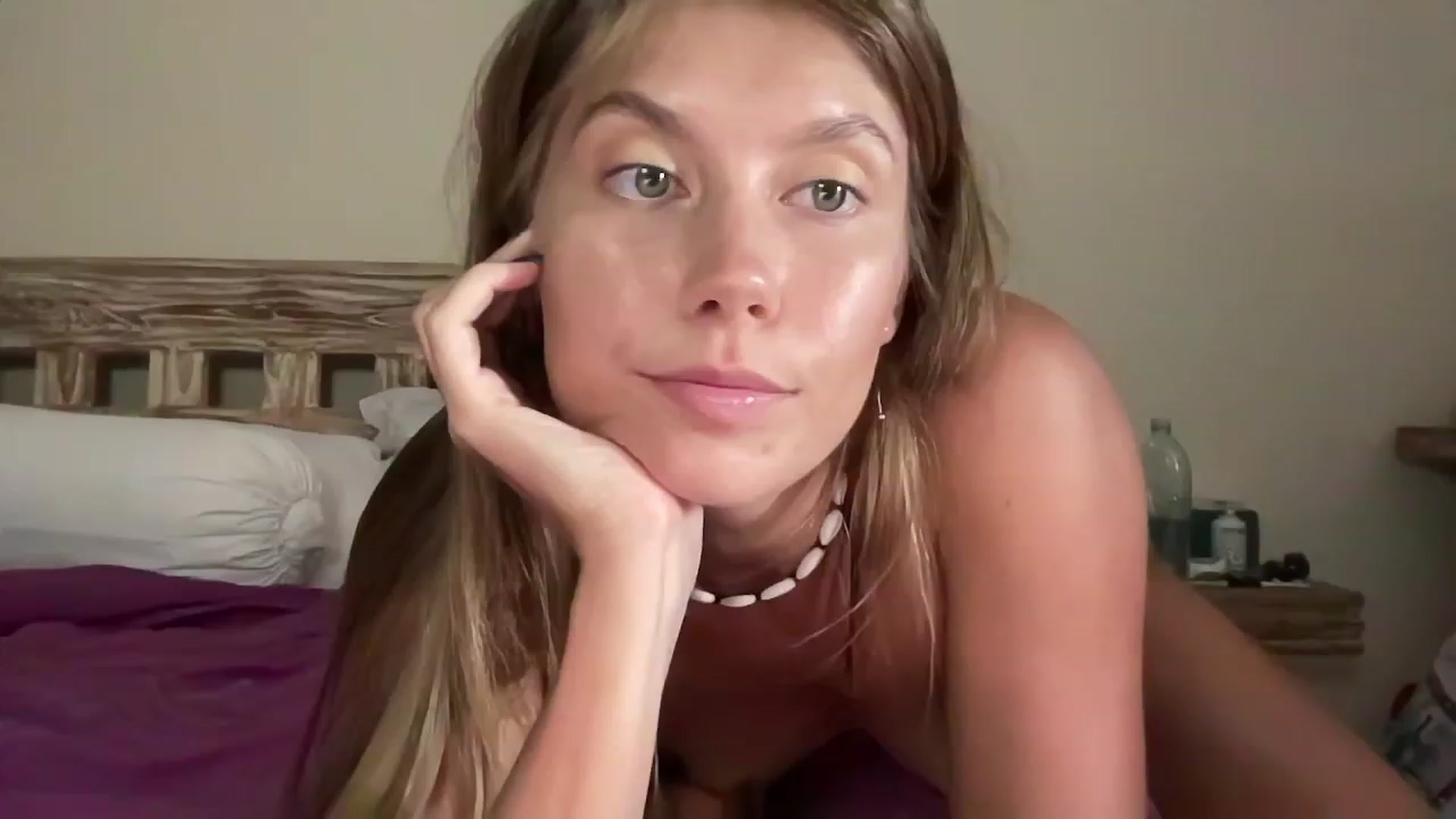 Gallery image thumbnail from JasSurfGirl's myfreecams stream on, 07/09/2023, 09:37 image 6 of 20