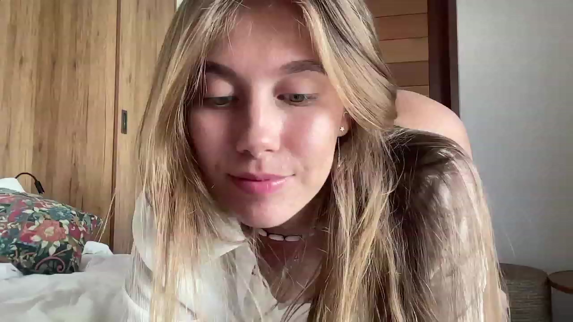 Gallery image thumbnail from JasSurfGirl's myfreecams stream on, 07/10/2023, 09:38 image 4 of 20
